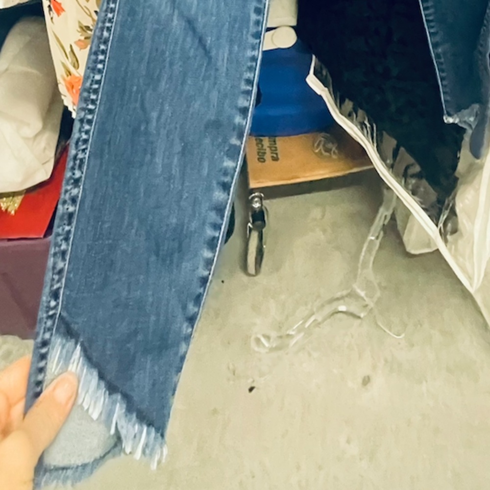 Jeans - Picture 3 of 3